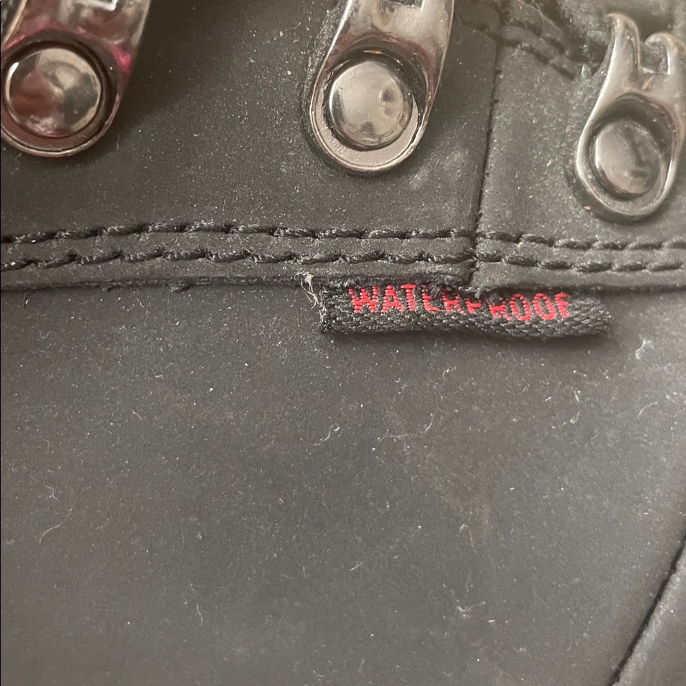 SwissGear Winter Snow Boots - Picture 8 of 8